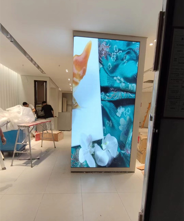 深圳市商场门店转角LED显示屏